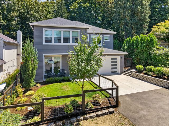 9228 Sw 50TH Ave, Portland, OR 97219
