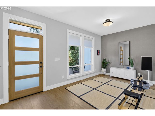 9228 Sw 50TH Ave, Portland, OR 97219