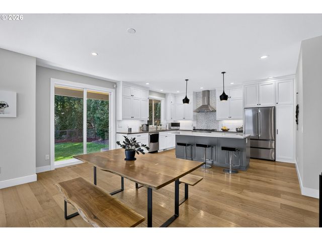 9228 Sw 50TH Ave, Portland, OR 97219