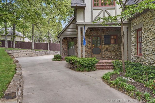 11226 S 67th East Court, Bixby, OK 74008