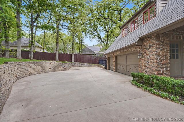 11226 S 67th East Court, Bixby, OK 74008
