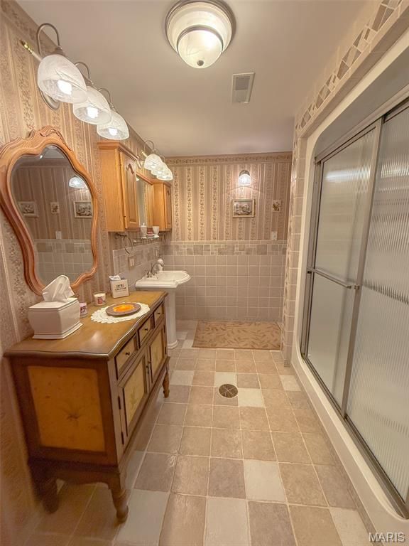 Image 43 of property listing at 25409 415th Street, Pittsfield, IL 62363