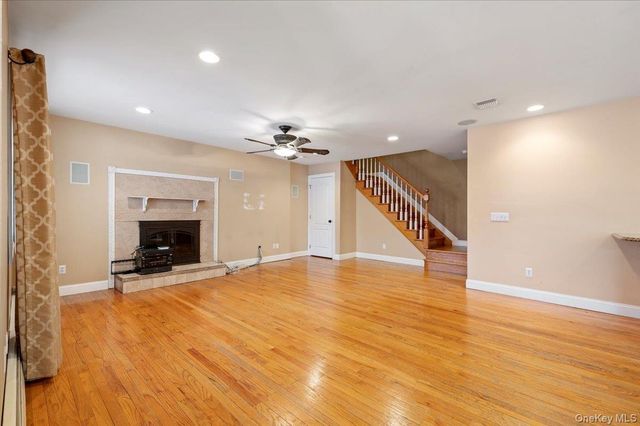 234 S Pershing Avenue, Bethpage, NY 11714