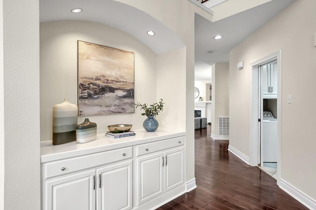 58 Candle Pine Place, The Woodlands, TX 77381