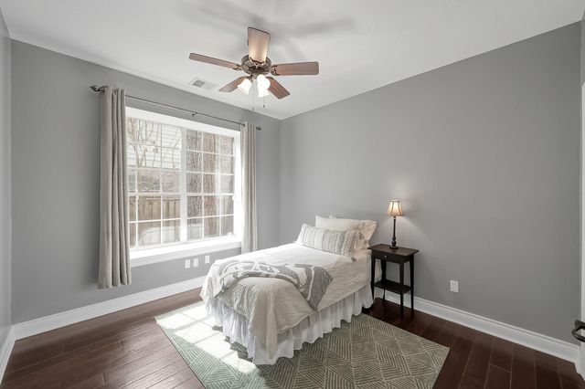 58 Candle Pine Place, The Woodlands, TX 77381