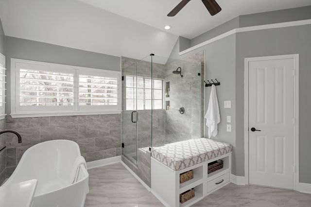 58 Candle Pine Place, The Woodlands, TX 77381