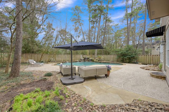 58 Candle Pine Place, The Woodlands, TX 77381