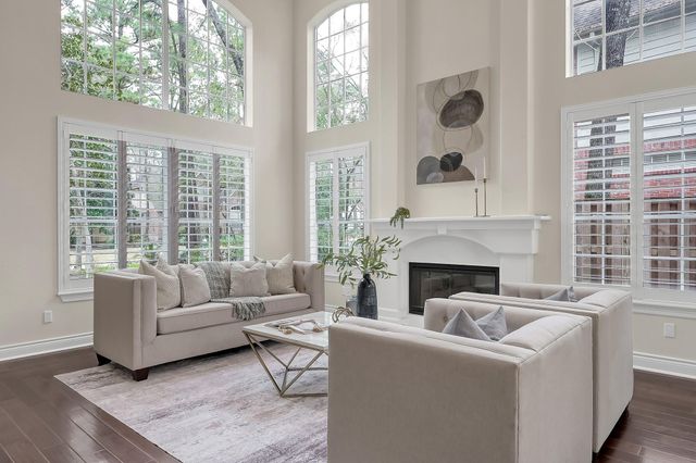 58 Candle Pine Place, The Woodlands, TX 77381