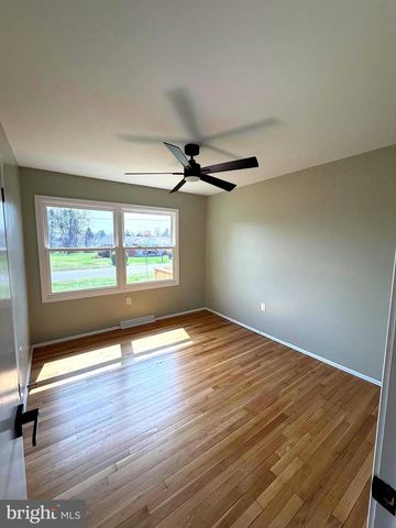 7183 OAK DR, Reva, VA 22735