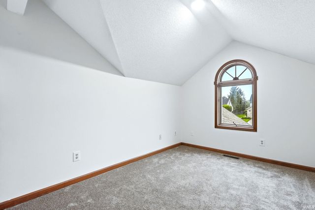 9220 White Shell Drive, Fort Wayne, IN 46804