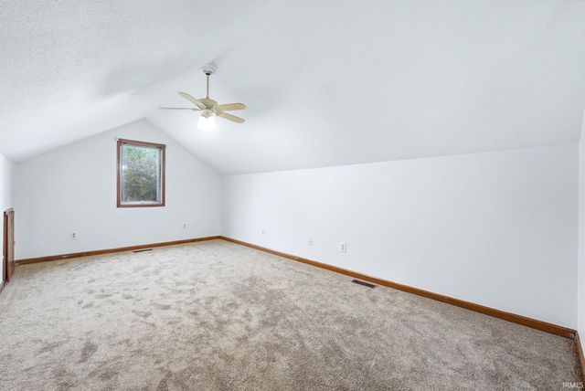 9220 White Shell Drive, Fort Wayne, IN 46804