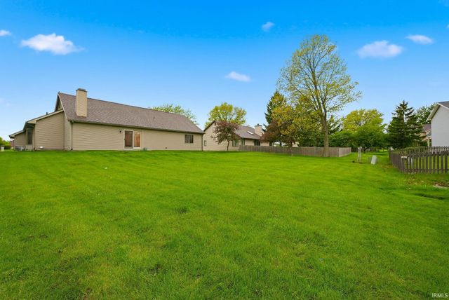 9220 White Shell Drive, Fort Wayne, IN 46804
