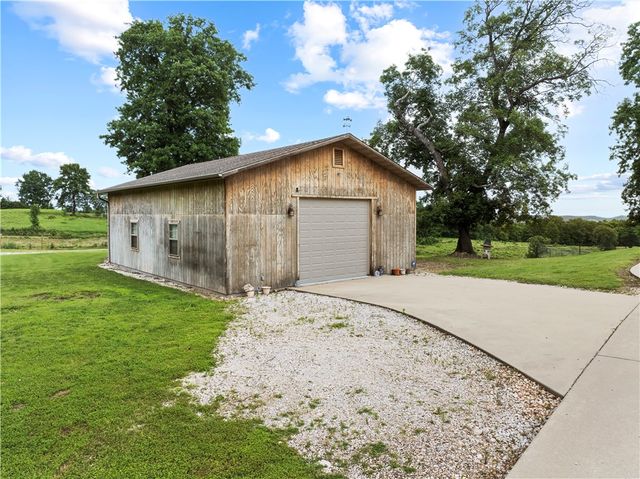 12276 Dubuque Road, Omaha, AR 72662