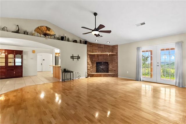 12276 Dubuque Road, Omaha, AR 72662