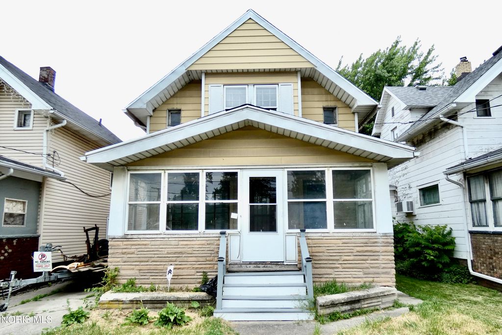 2803 Chase Street, Toledo, OH 43611