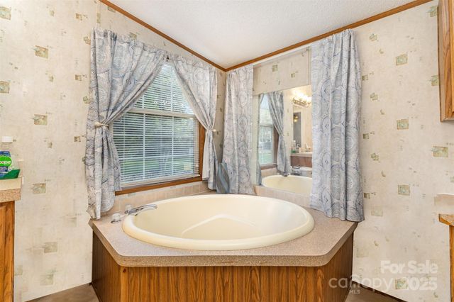 1140 Peppertree Drive, Mount Holly, NC 28120