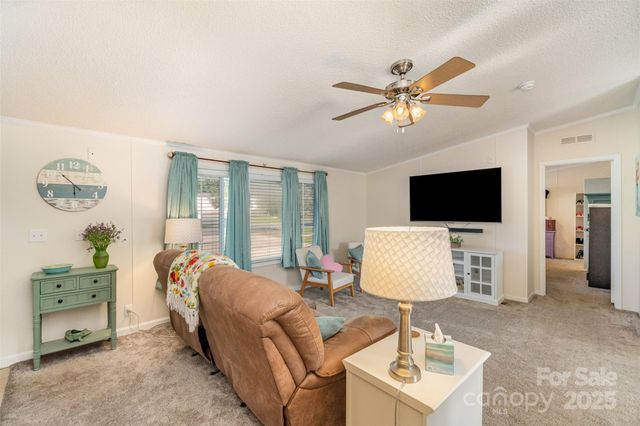 1140 Peppertree Drive, Mount Holly, NC 28120