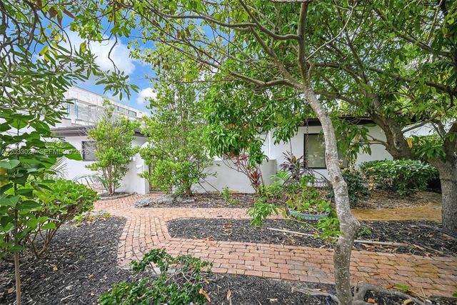 2311 Delmar Place, Fort Lauderdale, FL 33301
