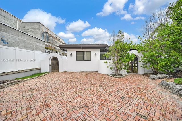2311 Delmar Place, Fort Lauderdale, FL 33301