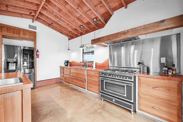 2311 Delmar Place, Fort Lauderdale, FL 33301