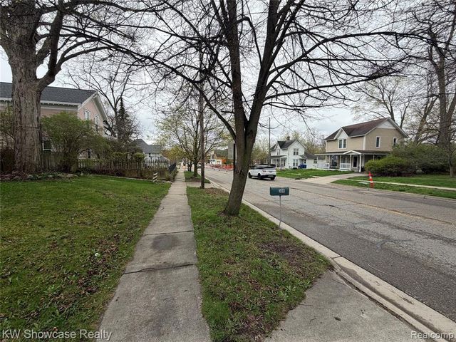 310 N Bridge Street, Linden, MI 48451