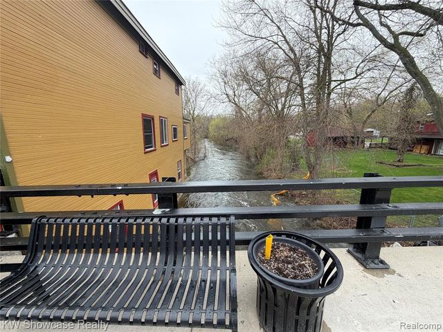310 N Bridge Street, Linden, MI 48451