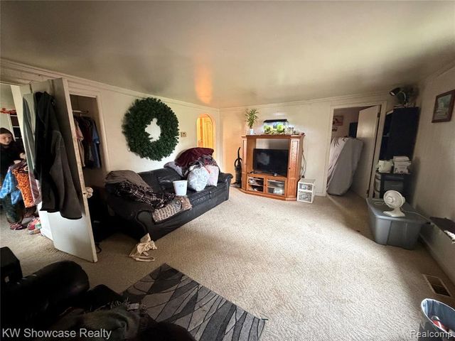 310 N Bridge Street, Linden, MI 48451