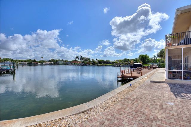 3753 46TH AVENUE S 10, St Petersburg, FL 33711