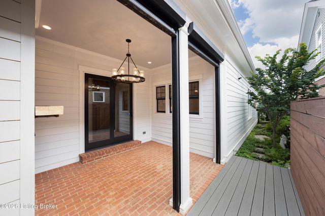 6410 Meeting St, Prospect, KY 40059