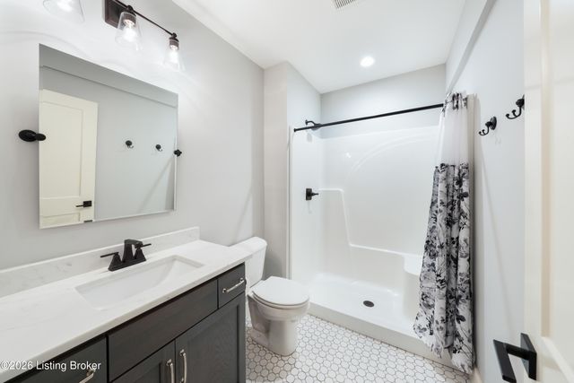 6410 Meeting St, Prospect, KY 40059