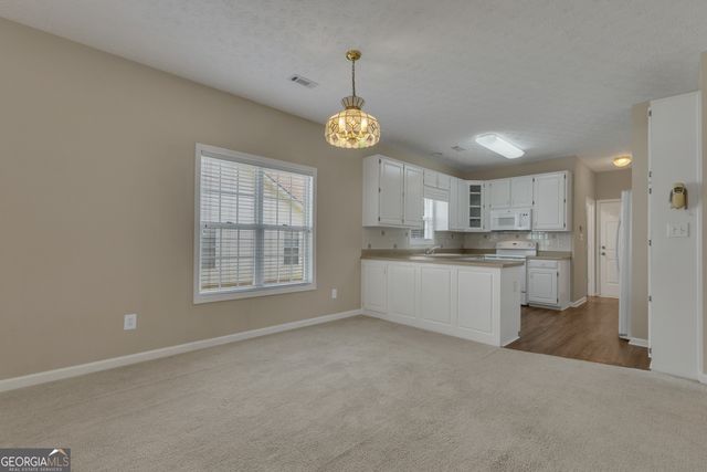 310 Autumn Glen Circle, Fayetteville, GA 30215