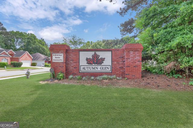 310 Autumn Glen Circle, Fayetteville, GA 30215