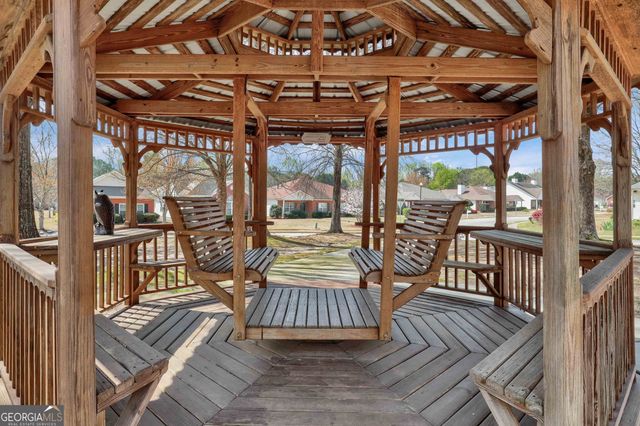 310 Autumn Glen Circle, Fayetteville, GA 30215