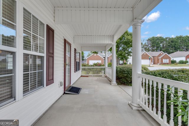 310 Autumn Glen Circle, Fayetteville, GA 30215
