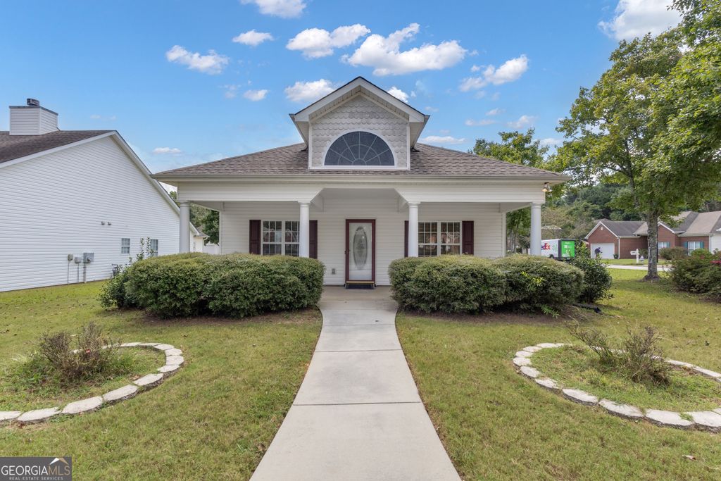 310 Autumn Glen Circle, Fayetteville, GA 30215