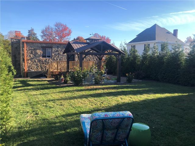 33 KENSINGTON CIRCLE, Uniontown, PA 15401