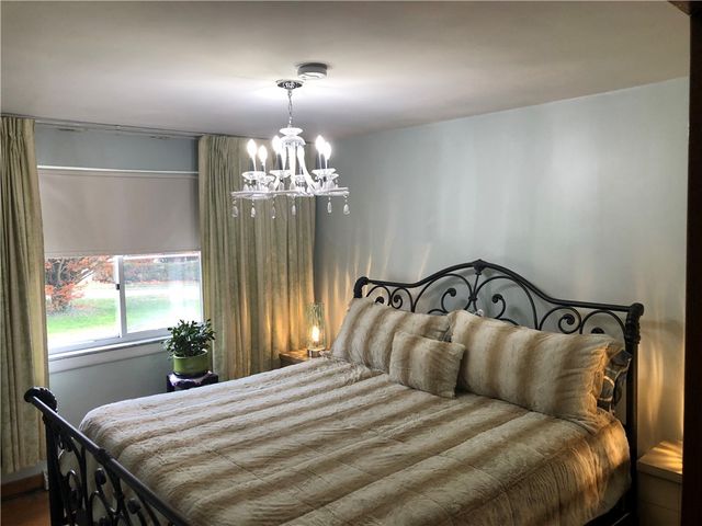 33 KENSINGTON CIRCLE, Uniontown, PA 15401