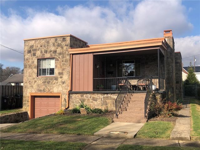 33 KENSINGTON CIRCLE, Uniontown, PA 15401