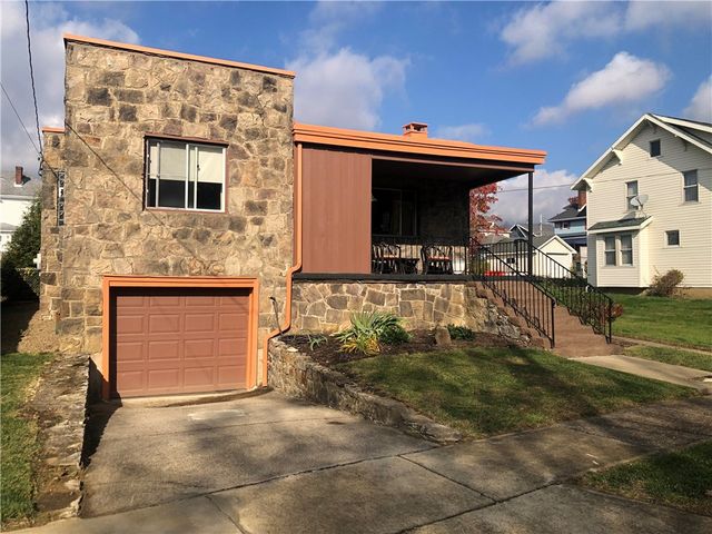 33 KENSINGTON CIRCLE, Uniontown, PA 15401