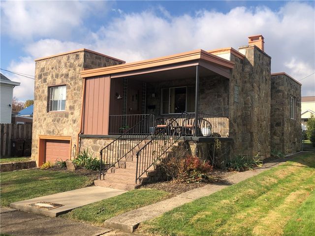 33 KENSINGTON CIRCLE, Uniontown, PA 15401