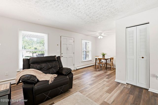 4501 S 6th St 44, Louisville, KY 40214