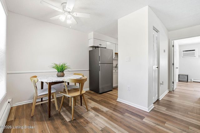 4501 S 6th St 44, Louisville, KY 40214