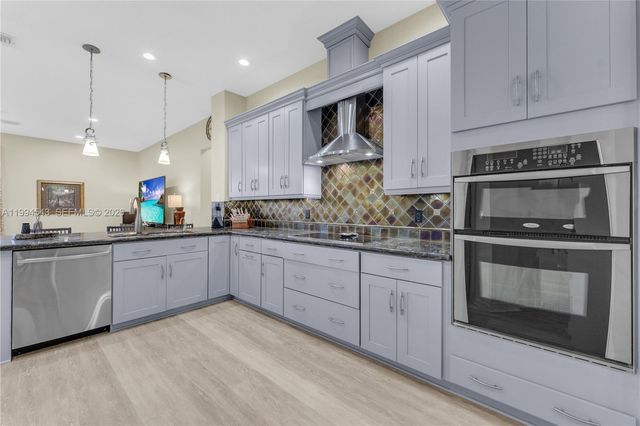 3973 SW 140th Ave, Davie, FL 33330