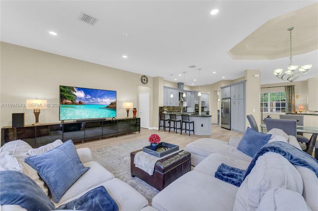 3973 SW 140th Ave, Davie, FL 33330