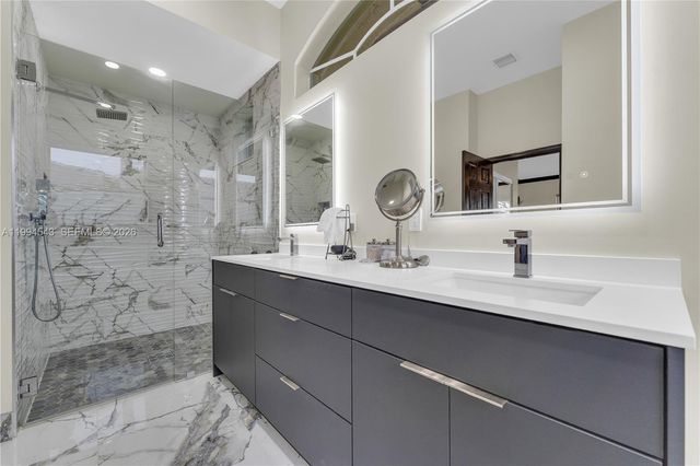 3973 SW 140th Ave, Davie, FL 33330