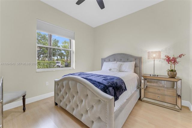 3973 SW 140th Ave, Davie, FL 33330