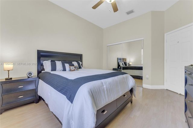 3973 SW 140th Ave, Davie, FL 33330