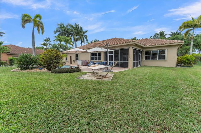 3973 SW 140th Ave, Davie, FL 33330