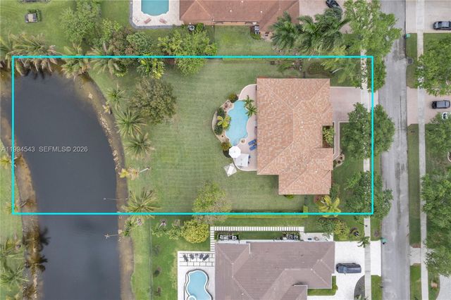 3973 SW 140th Ave, Davie, FL 33330