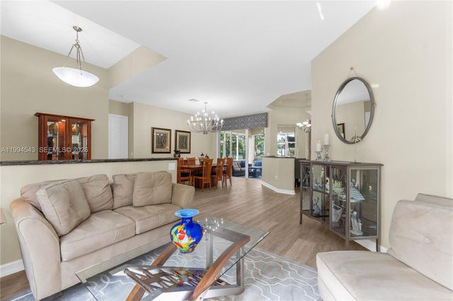 3973 SW 140th Ave, Davie, FL 33330